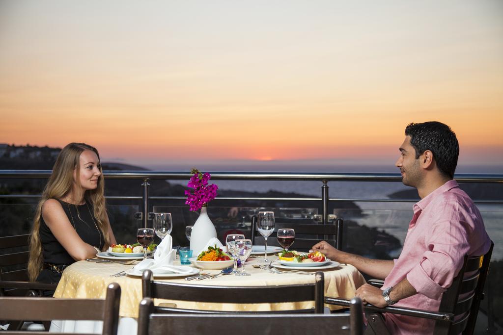 Crystal Hotel Bodrum Bagian luar foto