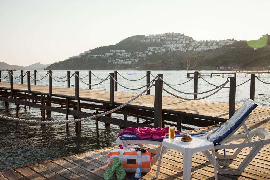 Crystal Hotel Bodrum Bagian luar foto